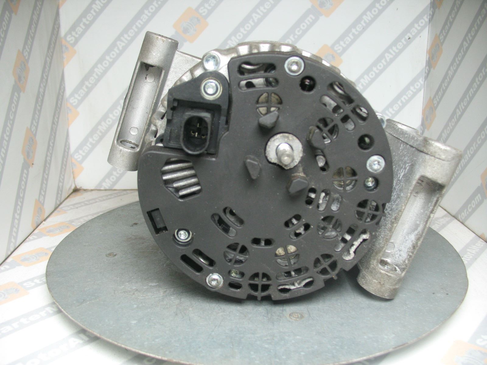 XIK3592 Alternator For Ford